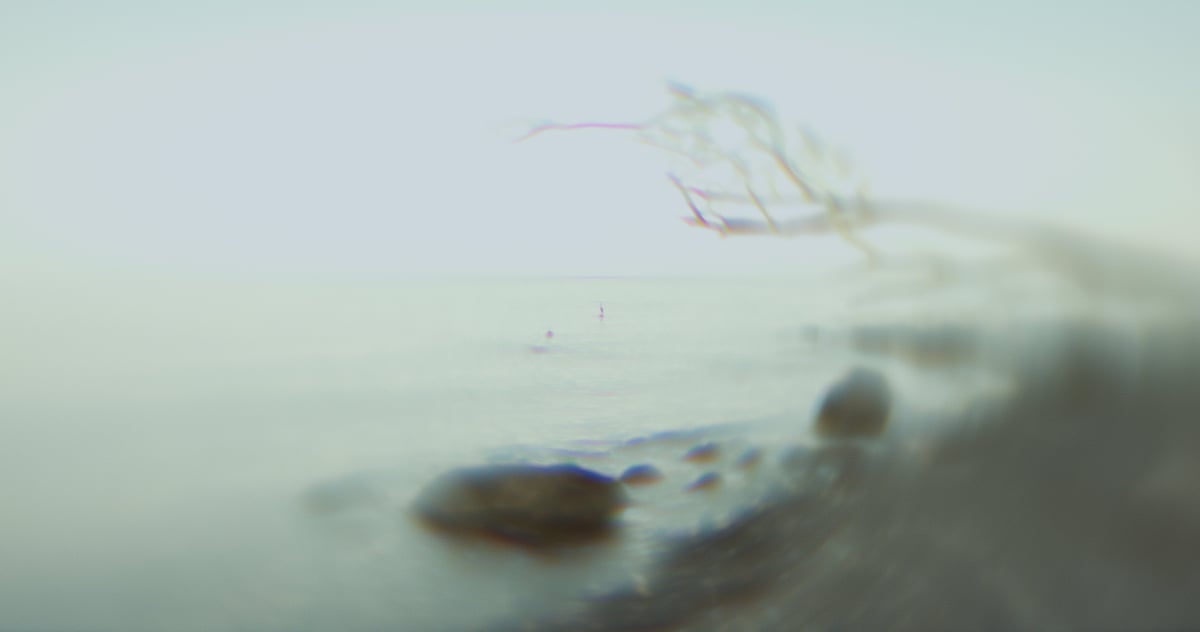 Image accompanying the Experimental Film Society article “Rouzbeh Rashidi’s Dreaming Is Not Sleeping (2025)”